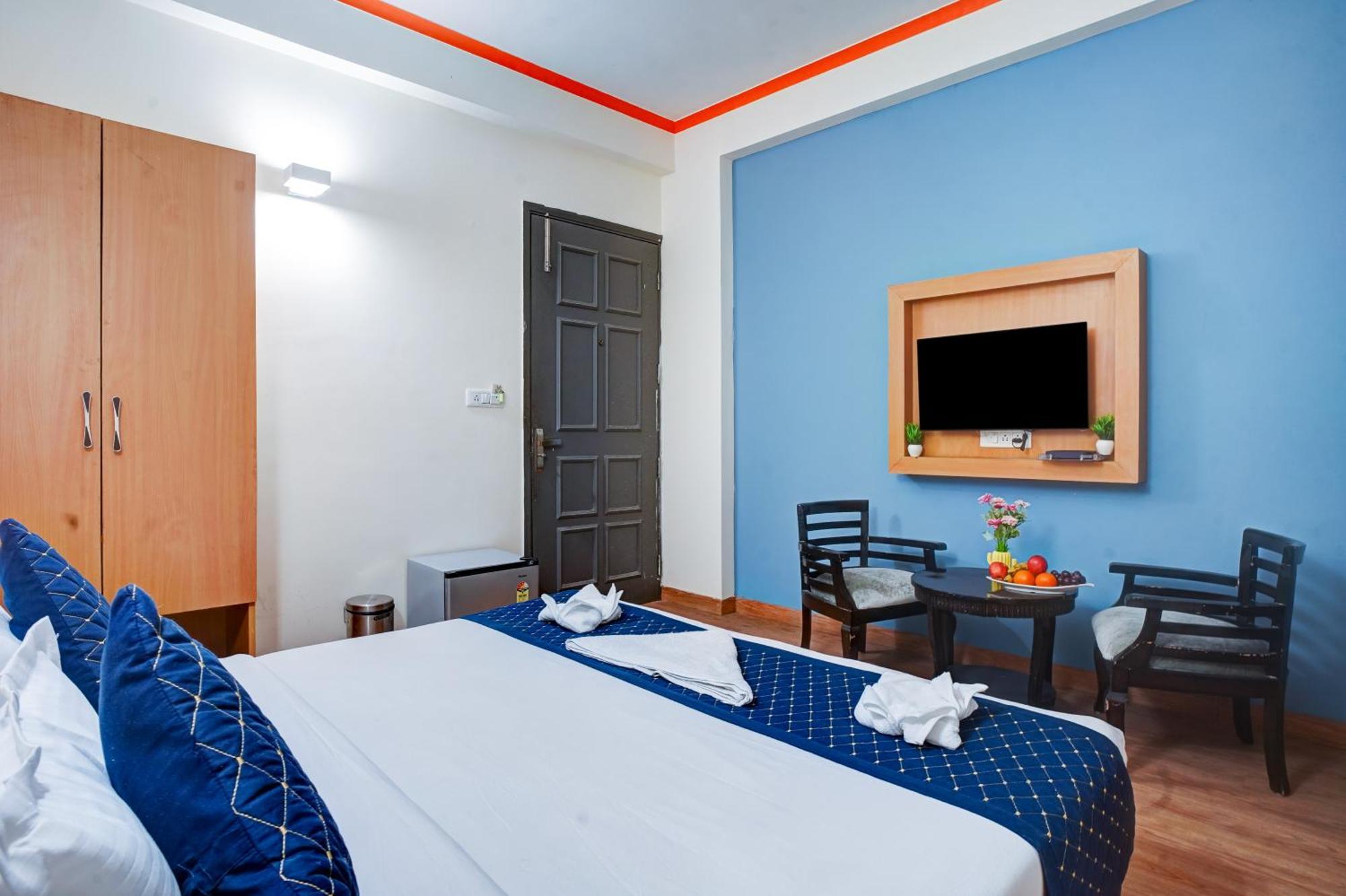 Hotel Noida Express Exteriör bild